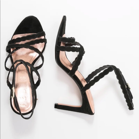 NEW Ted Baker London LILLYS Scallop Suede Sandals - Picture 3 of 9